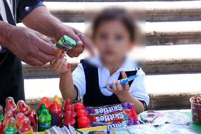Escolares con comorbilidades no regresarán a las aulas: Melitón Lozano