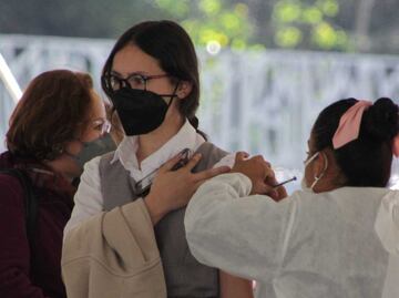 Vacuna para 15 a 17 años en Puebla. Inicia registro