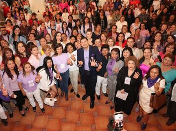 En Puebla, Armenta promueve la participación de las mujeres