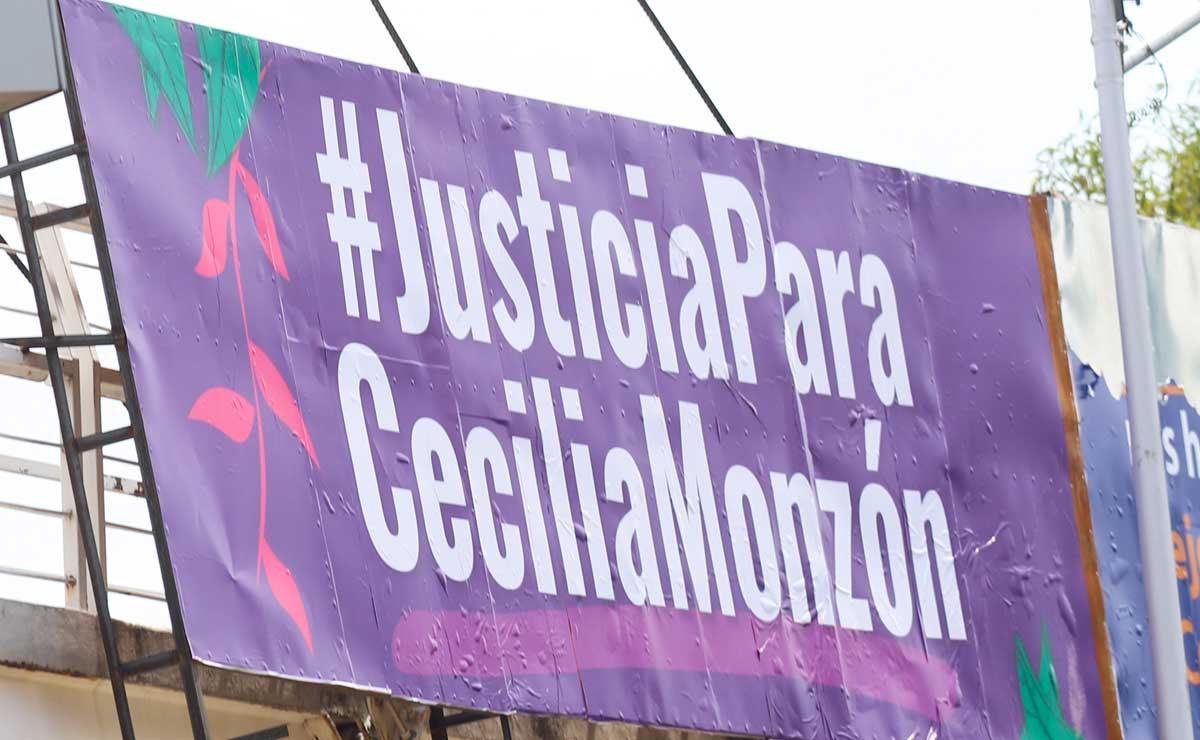 Colocan espectaculares pidiendo #JusticiaParaCeciliaMonzón