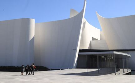 Candidato español plagia imagen del Museo del Barroco de Puebla