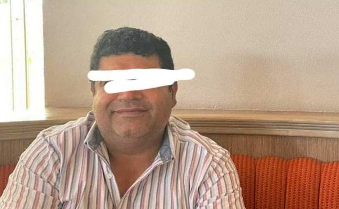 Adrián Cuevas Villagómez, director de Obras Públicas, fue asesinado a metros del Palacio Municipal de Ajalpan | Foto: Facebook Time Off Tehuacán