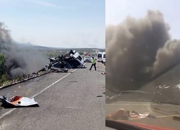 Accidente en carretera Cuacnopalan-Oaxaca deja al menos 21 muertos