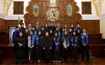 Microbiología, área con gran oportunidad de crecimiento: Rectora Lilia Cedillo