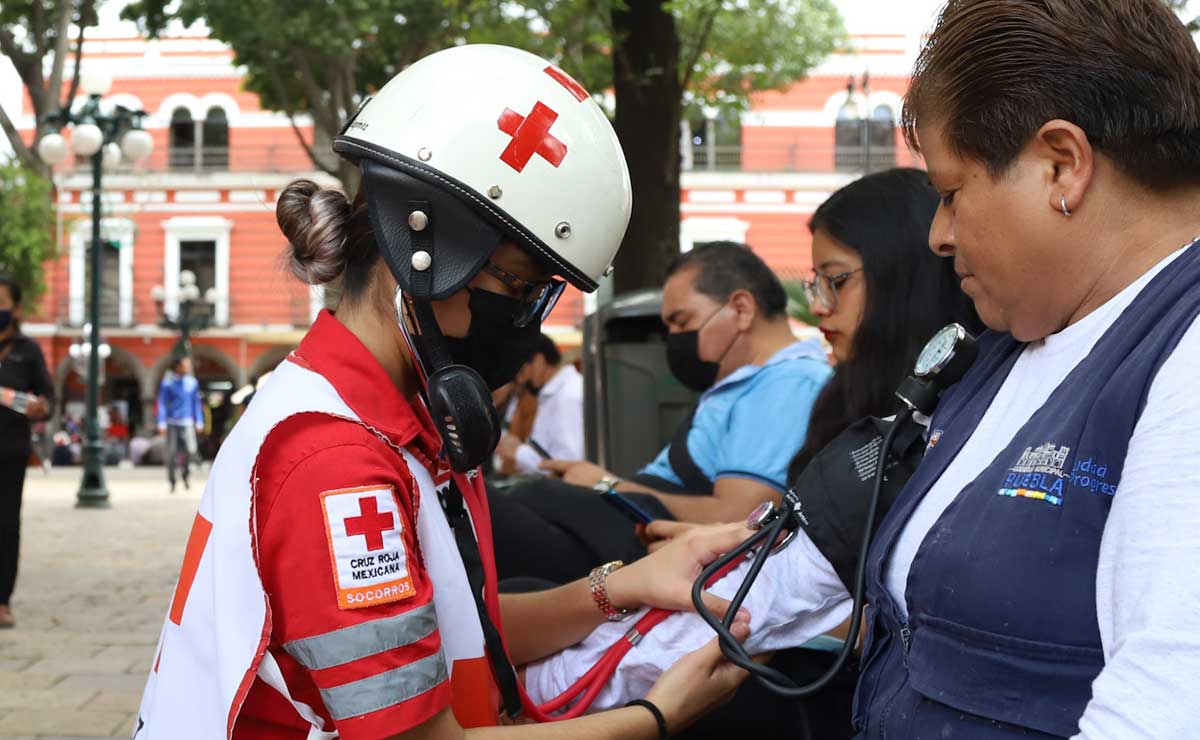 ¿Quieres ser paramédico?, esto es lo que se necesita