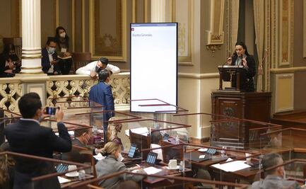 Avalan en Congreso instalación de parquímetros en Puebla