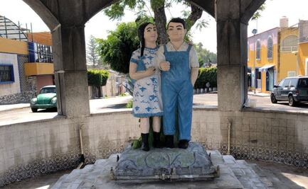 Oufits que han lucido los niños de la Fuente de los Muñecos en Xonaca