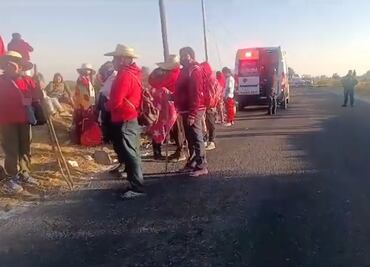VIDEO. Arrollan a peregrinos en la carretera Serdán - Tlachichuca, hay 7 heridos