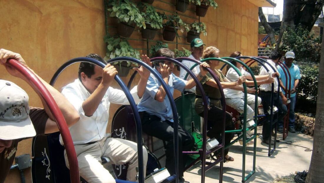 La bicicleta solar Cicsol busca impulsar el gusto por la actividad física y la generación de energía limpia | Foto: SAECSA