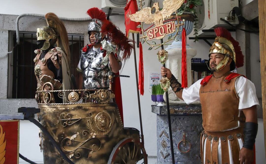En Semana Santa se espera el arribo de casi un millón de turistas por las celebraciones religiosas que ofrece Puebla | Foto: Agencia Es Imagen para El Universal Puebla