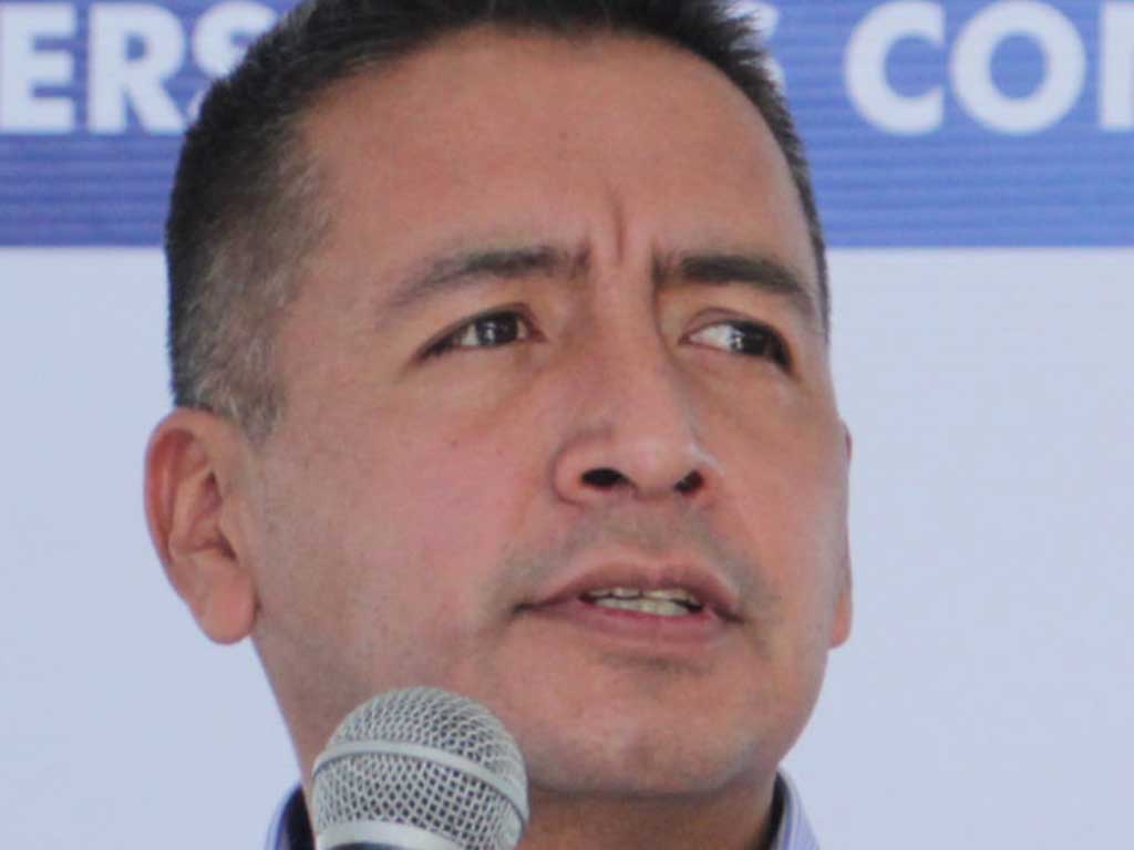 Oculta Edmundo Tlatehui su patrimonio