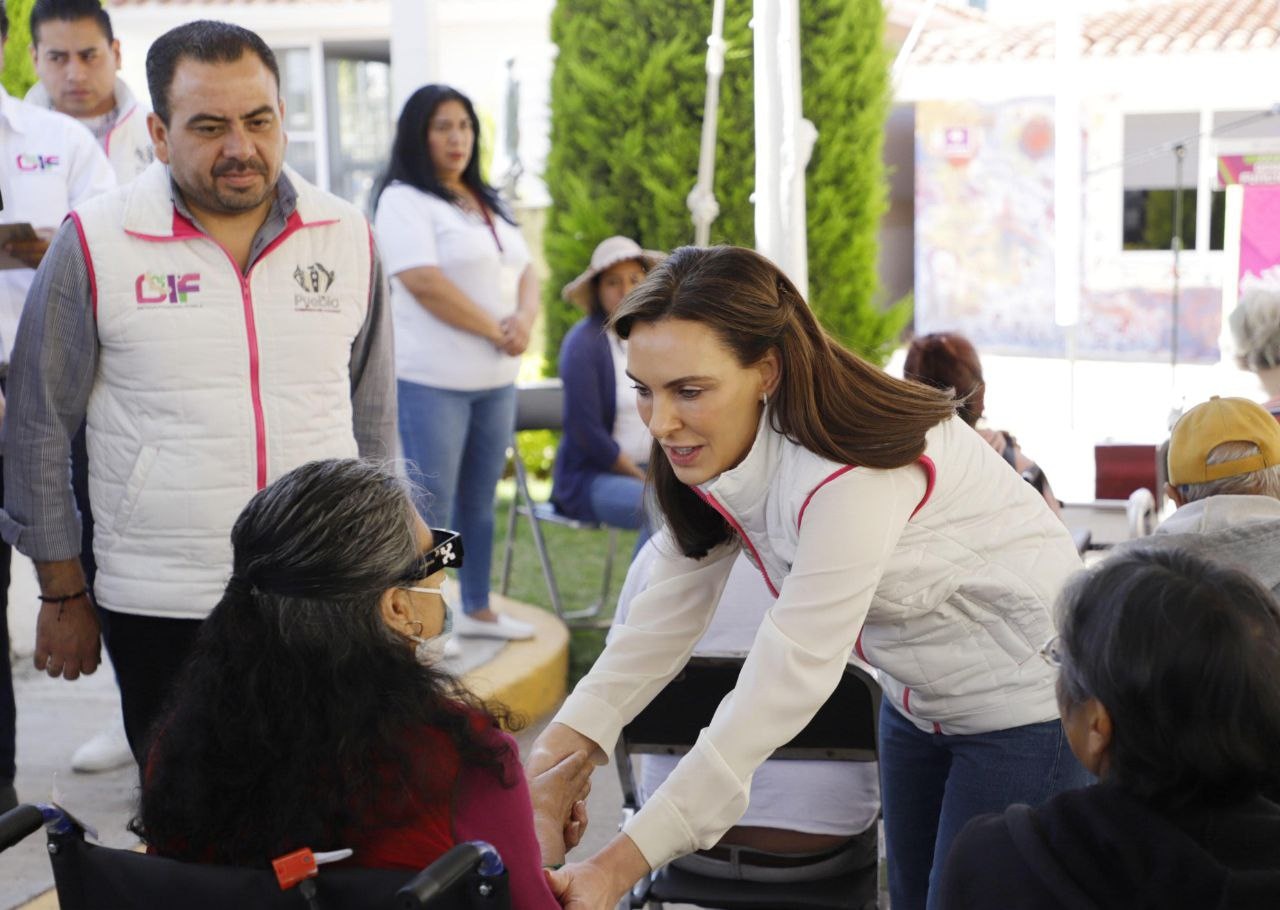 SMDIF transforma vidas en Puebla: miles reciben salud, rehabilitación y apoyo