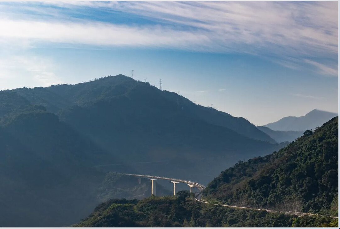 Este majestuoso puente se localiza en el Pueblo Mágico de Xicotepec / Foto: Foto de portada Página web @Ciudad FCC