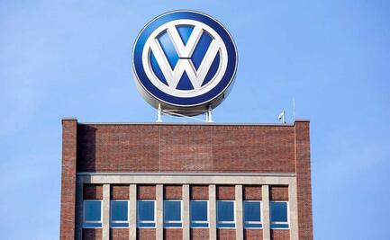 Advierten que trabajadores de VW solicitarán aumento del 14%