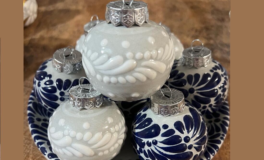 Cuando visites Puebla puedes llevarte de recuerdo una pieza de Talavera, una botella de mezcal o deliciosos dulces típicos | Foto: Instagram @talaverasalazar