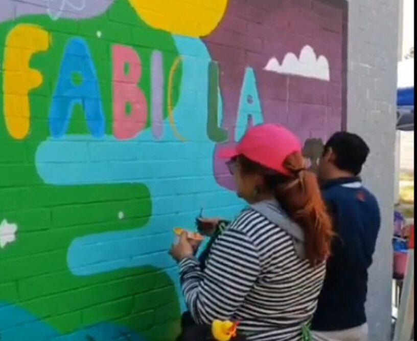 Familiares y amigos pintaron este mural de recuerdo a Fabiola | Captura de Pantalla