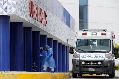 Augura Barbosa que en dos semanas habrá mil hospitalizados por Covid