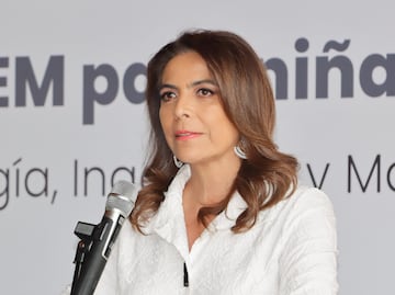 Olivia Salomón renuncia a la Secretaría de Economía, buscará la gubernatura de Puebla