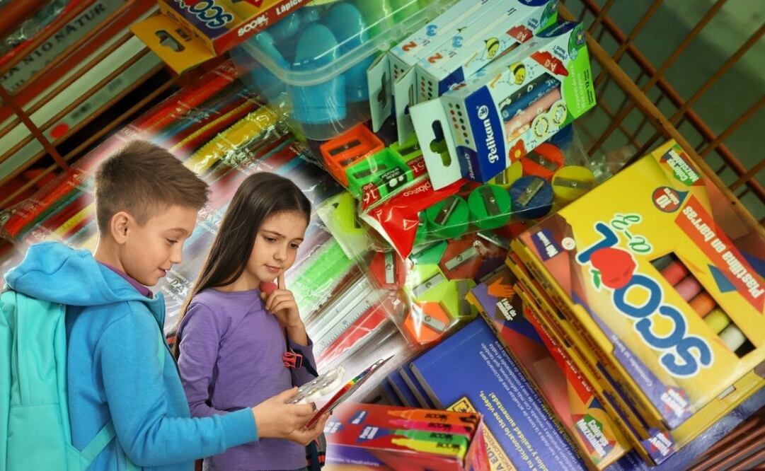 Ya comenzaron las promociones para la compra de útiles en la calle de las papelerías en Puebla | Foto: EsImagen / Canva