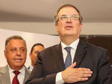 Marcelo Ebrard no vino a Puebla a hacer compromisos con nadie: Barbosa