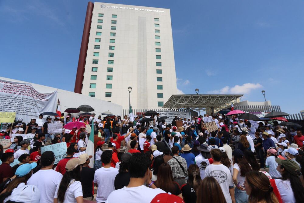 Continúan las protestas contra la reforma judicial en Puebla | EsImagen