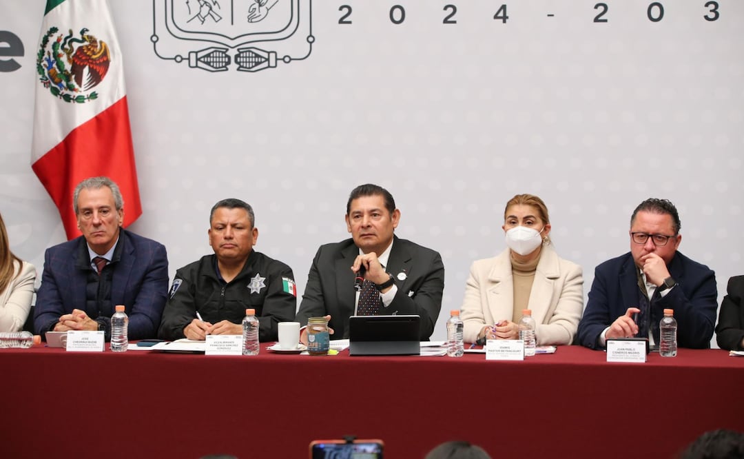 El secretario de Gobernación, Samuel Aguilar Pala, informó que en el estado hay calma, con saldo blanco y sin carreteras bloqueadas | Foto: Gobierno del Estado.