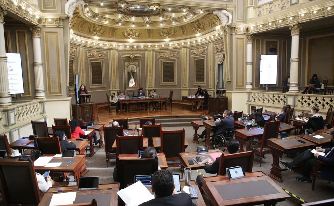 Por órdenes de la SCJN, el Congreso de Puebla debe consultar a los pueblos indígenas sobre la Ley de Educación. | Foto: Agencia Es Imagen para El Universal Puebla