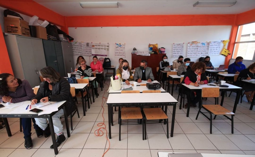 La SEP tiene varias becas estudiantiles en Puebla. | Foto: Agencia Es Imagen para El Universal Puebla