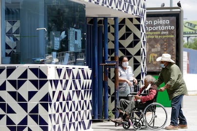 Inflación médica seguirá aumentando hasta 2026, prevén expertos