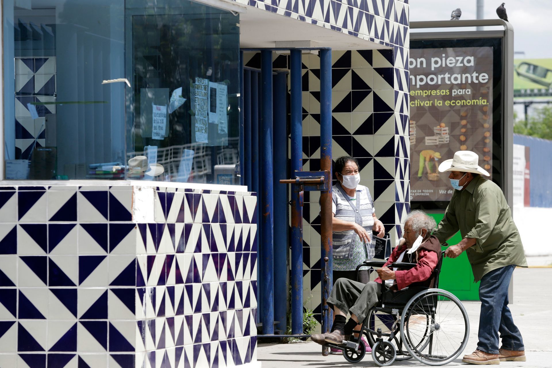 Los aumentos de costo y hasta los conflictos internacionales encarecieron la atención médica. Foto: Cuartoscuro