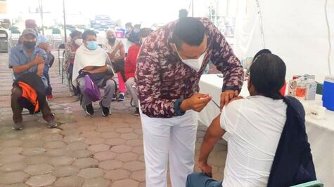Refuerzo vacuna Covid Puebla para maestros: Conoce los puntos de vacunación 