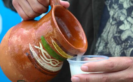 Detectan venta de cerveza y pulque en plena vía pública del Centro Histórico de Puebla