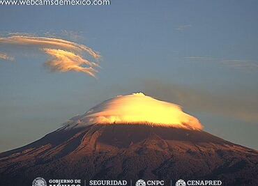 Volcán Popocatépetl amanece nevado en Puebla