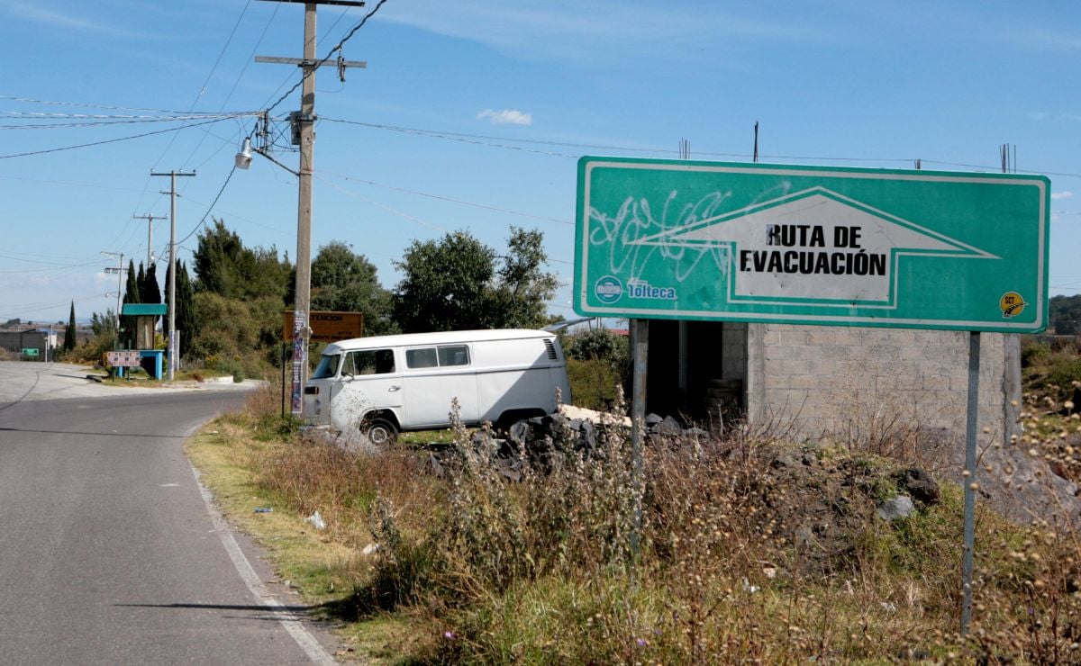 ¿Cuántos poblanos serían evacuados ante erupción del Popocatépetl?