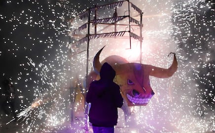 Este es el origen de la quema de toritos en los carnavales