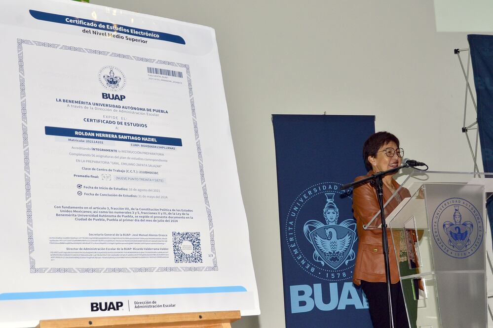 Presenta BUAP certificado de estudios electrónico del nivel medio superior | Foto: BUAP