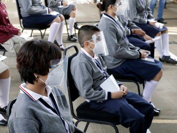 Hay 10 casos de Covid en alumnos y maestros