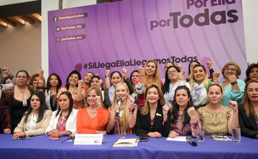 Mujeres presentaron el movimiento "Por ella, por todas" en Puebla | Foto: Agencia Es Imagen para El Universal Puebla