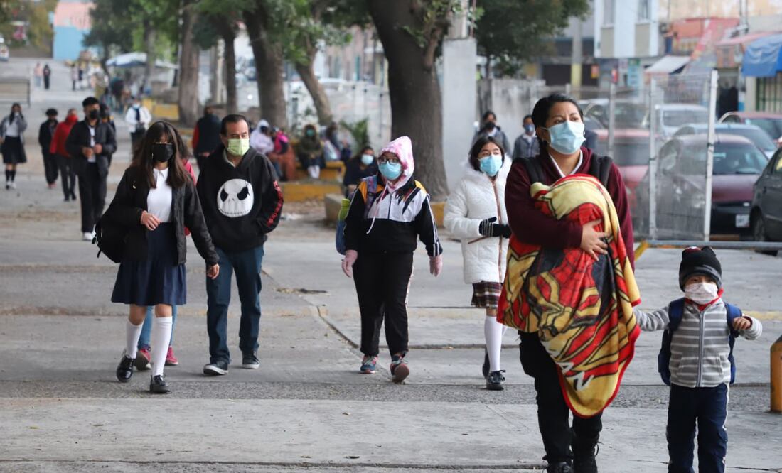 La SEP aplicará desde este 13 de noviembre el nuevo horario de invierno | Foto: Agencia Es Imagen para El Universal Puebla
