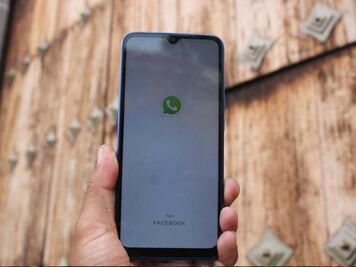 Dará Morena asesoría por WhatsApp ante el cobro de alumbrado público