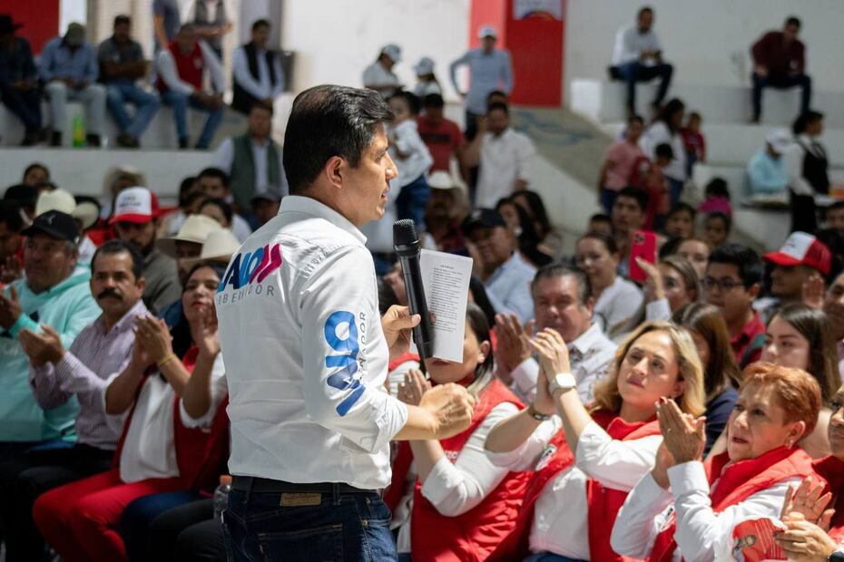 El candidato Lalo Rivera se reunió con simpatizantes en Chignahuapan | Especial
