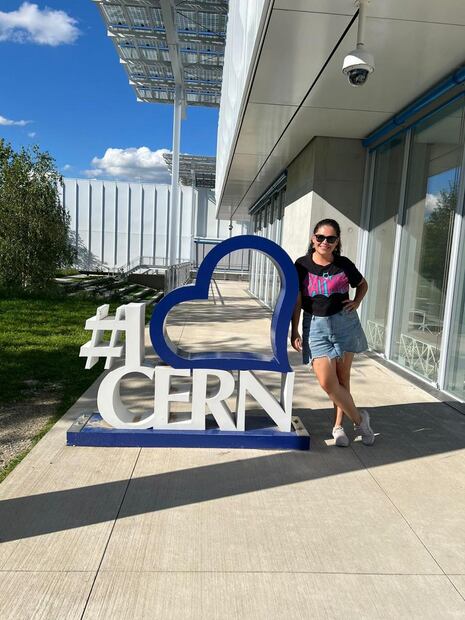 Arantxa Cepeda busca que estudiantes de preparatoria en Puebla vivan la misma experiencia