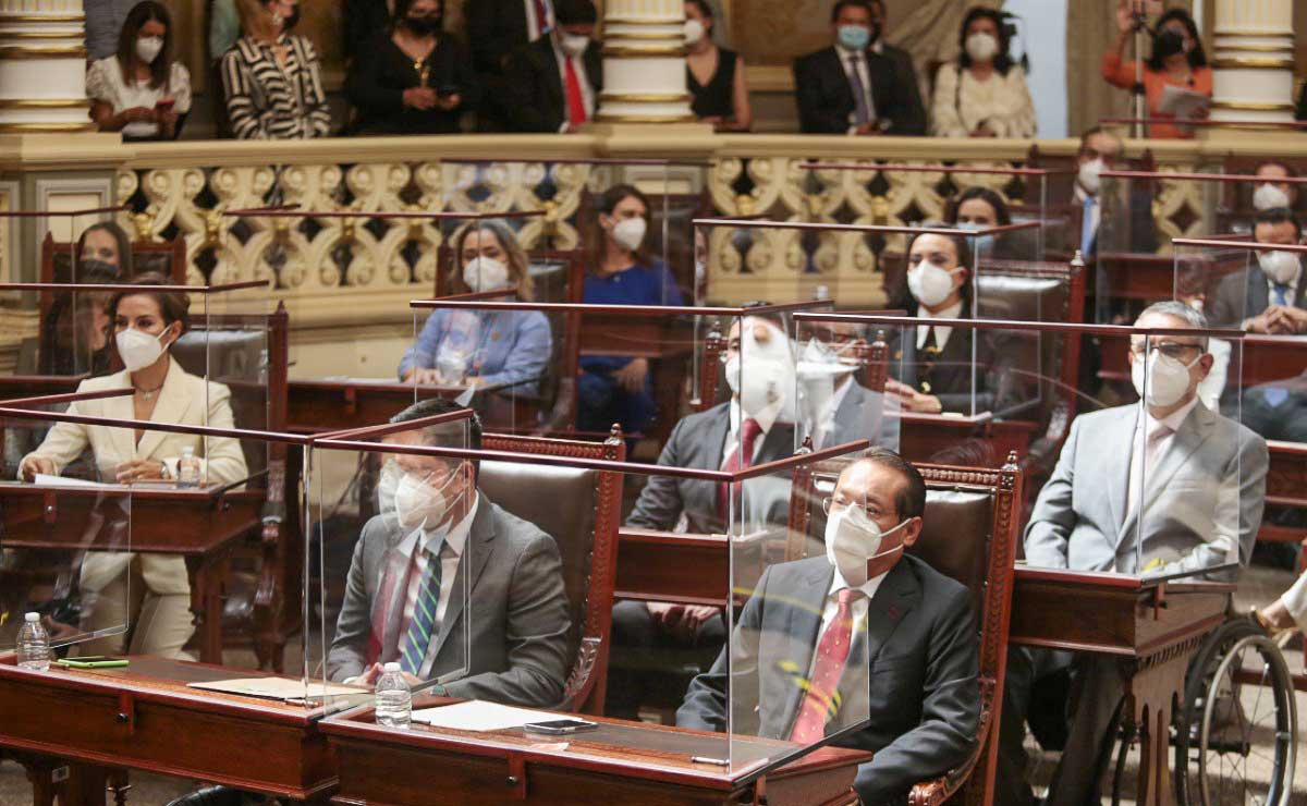 ¿Qué hacen los diputados cuando no hay sesiones? Estos son los recesos del Congreso en Puebla