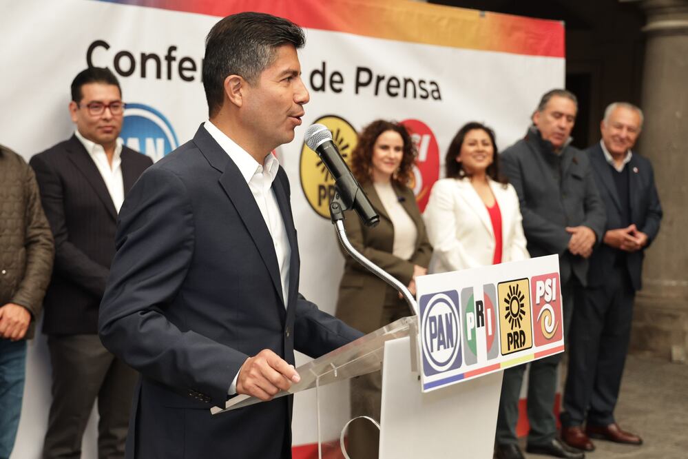 Eduardo Rivera presentó a quienes serán sus voceras en campaña | Foto: EsImagen