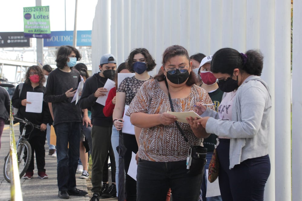 Entrar a una universidad en Puebla es un triunfo | Foto: EsImagen