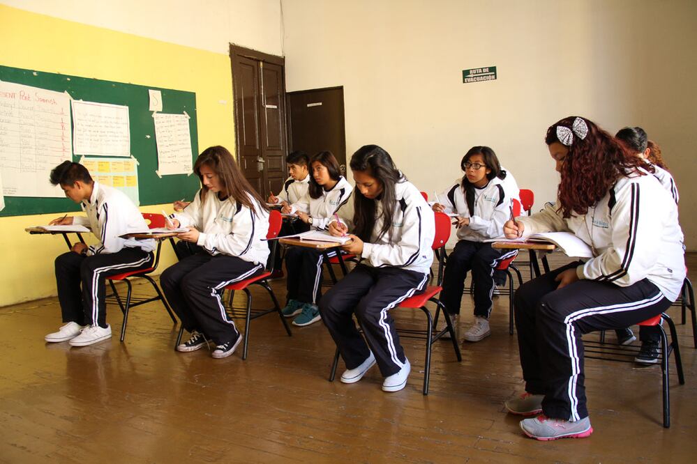 Si no estás familiarizado con las plataformas digitales, los dispositivos electrónicos o no has logrado digitalizar los documentos necesarios, te tenemos buenas noticias.
Foto: Producción El Universal Puebla