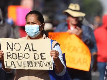 Por tercera ocasión se manifiestan transportistas contra la verificación en Puebla