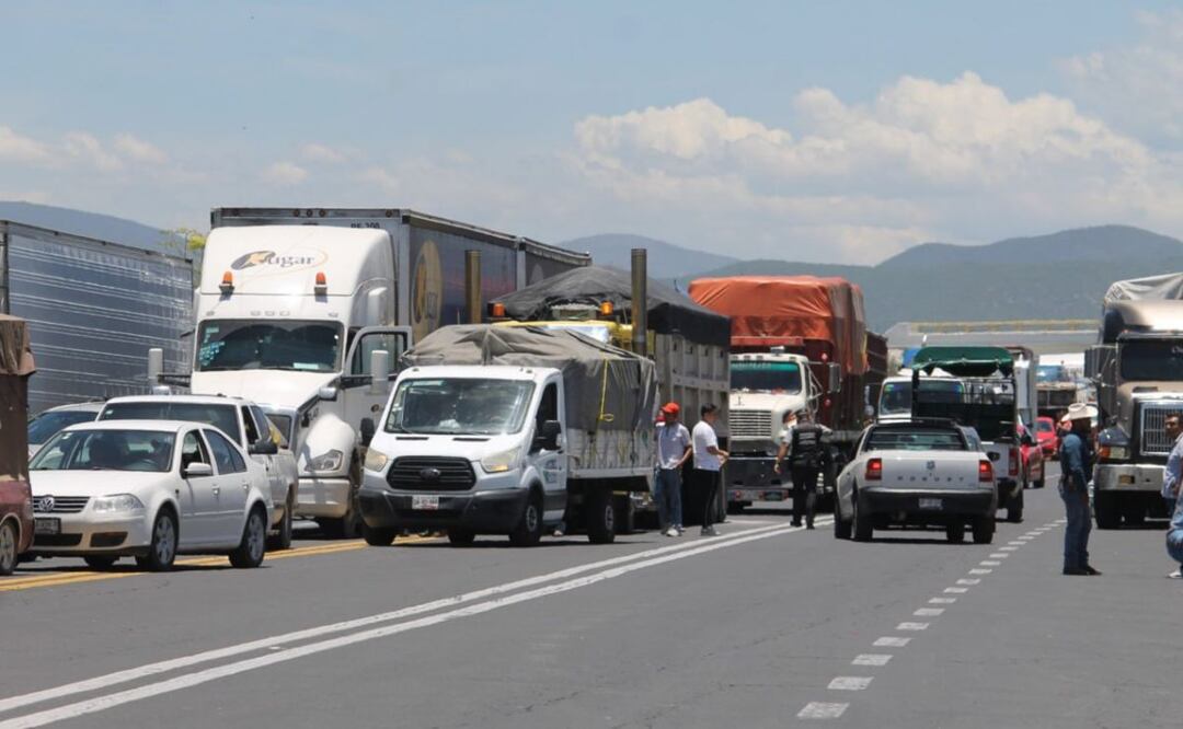 El Paro Nacional de Transportistas fue pospuesto luego de llegar a un acuerdo con autoridades federales | Foto: Agencia Es Imagen para El Universal Puebla
