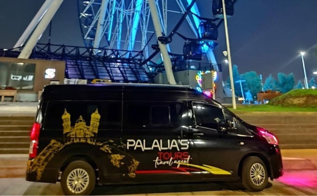 Palalia's Tour ofrecía el servicio de transporte público sin permiso en Vía Atlixcáyotl | Foto: FB Palalia's Tours