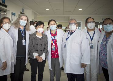 Lilia Cedillo reconoce labor de médicos del Hospital Universitario de Puebla